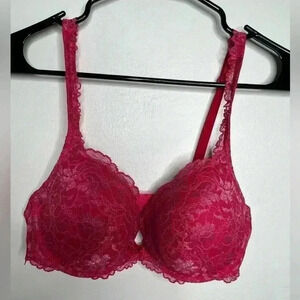 Victoria's Secret Fuchsia Lace Bra